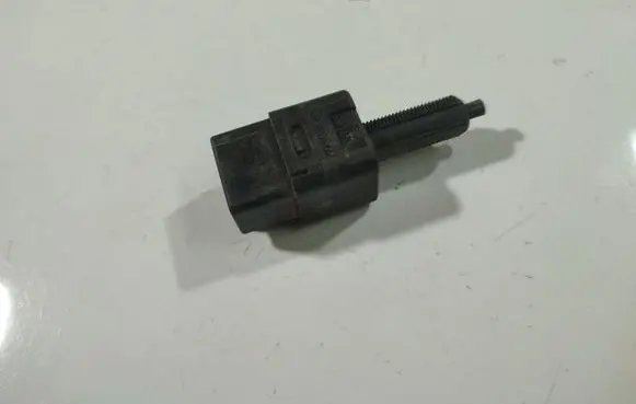 Nissan Pathfinder R51 Brake pedal sensor switch