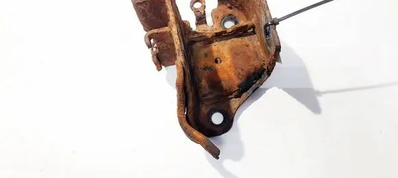 Nissan Note (E11) Bracket in trunk/boot 