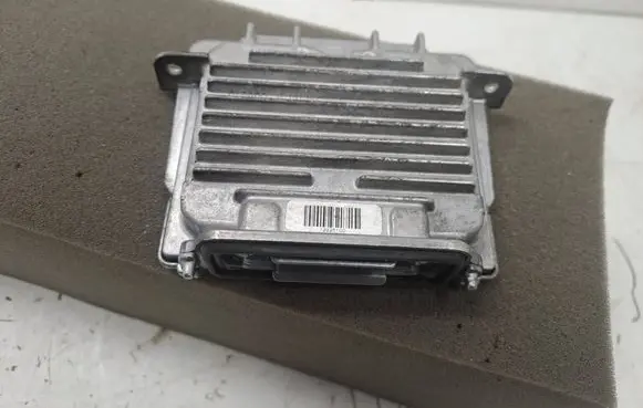 Volvo V60 Xenon control unit/module 89089352 10003100