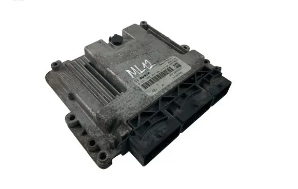 Renault Trafic III (X82) Engine control unit/module ECU 237106626R 0281033357