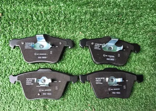 Volvo XC90 Brake pads (front) 31687101 XC90XC60 DB9009GG