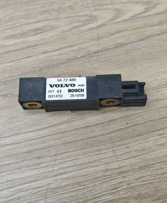 Volvo XC70 Airbag deployment crash/impact sensor 9472489 001410 261098