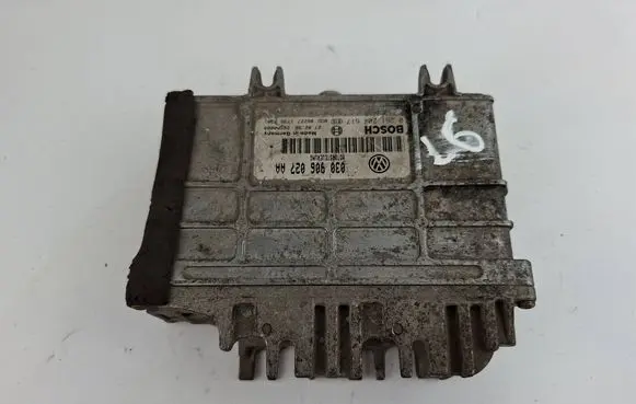 Volkswagen Polo Engine control unit/module 030906027AA