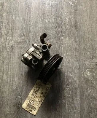 Nissan Almera Power steering pump