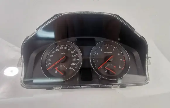 Volvo V50 Speedometer (instrument cluster) 30765308
