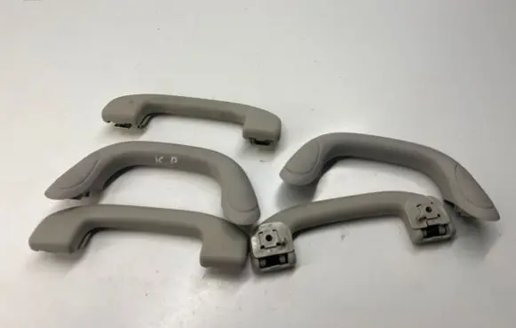 Nissan Navara D23 A set of handles for the ceiling 