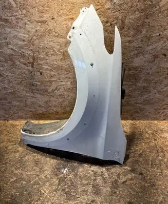 Mitsubishi L200 Fender 