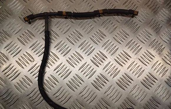 Fuel return line/hose