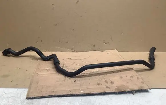 Mercedes-Benz E W211 Engine coolant pipe/hose A2115001972