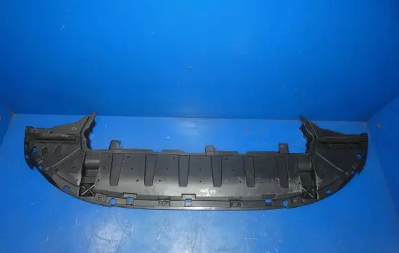 Volvo V60 Engine splash shield/under tray 32227198