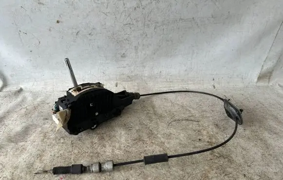 Nissan Maxima A35 Gear selector/shifter in gearbox 