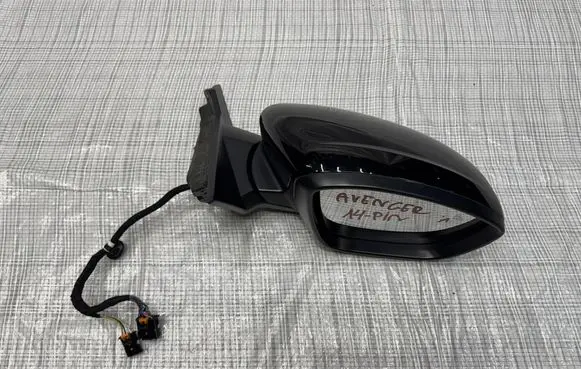 Jeep Avenger Front door electric wing mirror 