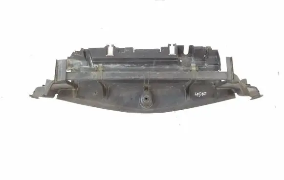 Mercedes-Benz E C207 W207 Intercooler air channel guide A2075050430