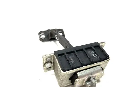 Mercedes-Benz CLS C219 Rear door check strap stopper