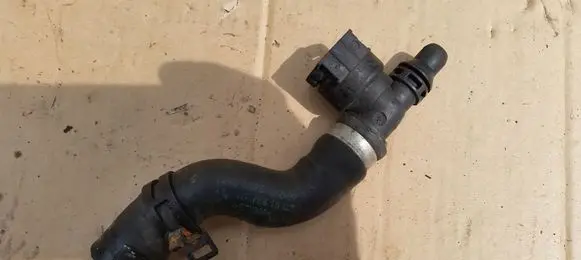 BMW 7 F01 F02 F03 F04 Engine coolant pipe/hose 7575432