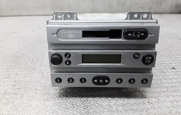 Ford Fusion Radio/CD/DVD/GPS head unit 4S6118K876BA
