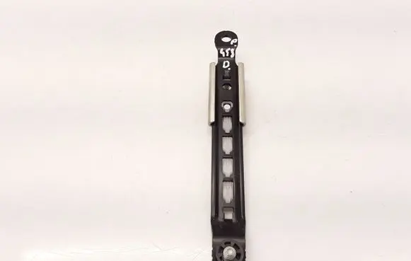 Suzuki Swift I Seat belt height adjuster 