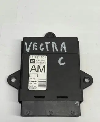 Opel Signum Door control unit/module 13111457