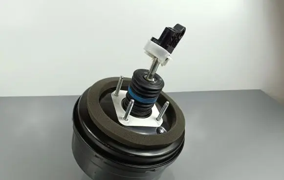 Jeep Cherokee Brake booster P68290526AB