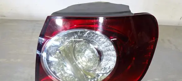 Volkswagen Golf Plus Rear/tail lights 5M0945096N
