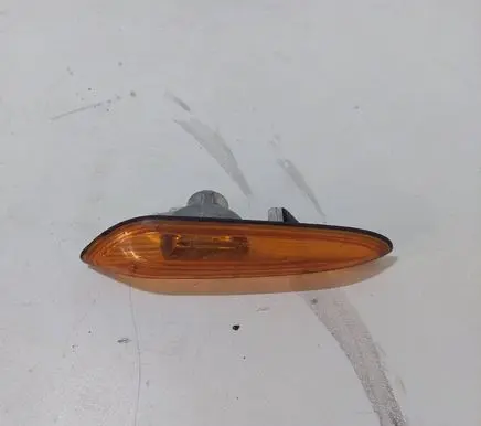 BMW 3 E46 Front fender indicator light 4166r