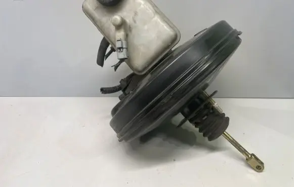 Renault Laguna II Brake booster 8200100246B