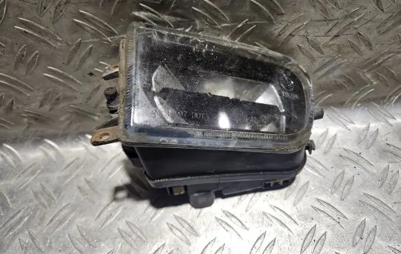 BMW 5 E39 Front fog light 195268C1