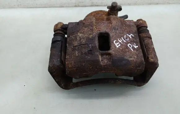 Chevrolet Epica Front brake caliper