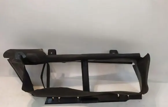 Ford Focus Intercooler air guide/duct channel