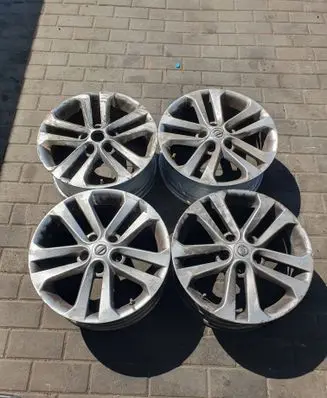 Nissan Juke I F15 R17 alloy rim 