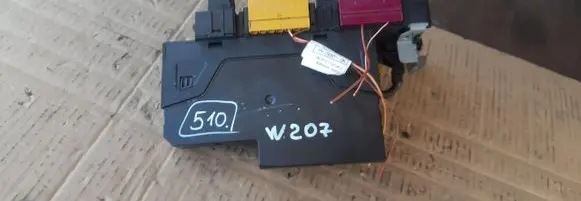 Mercedes-Benz E C207 W207 SAM control unit 5DK009620