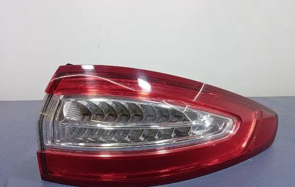 Ford Mondeo MK I Rear/tail lights DS7313404FJ