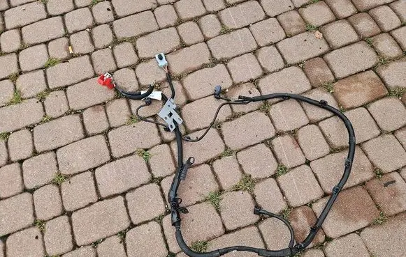 Citroen Berlingo Wires (generator/alternator) 9859193980-