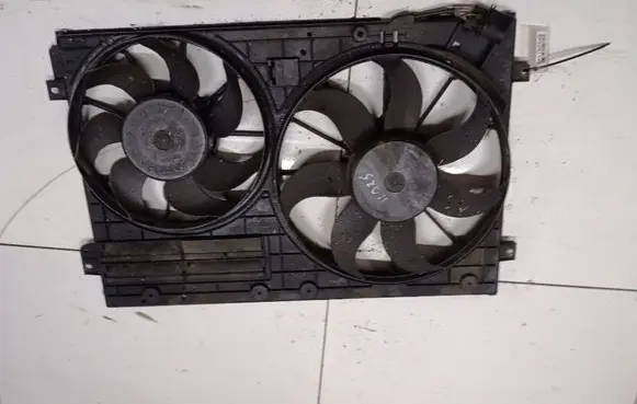 Audi A3 S3 8P Radiator cooling fan shroud 1K0121207BC
