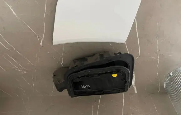 Opel Mokka B Fuel tank cap 9833719880