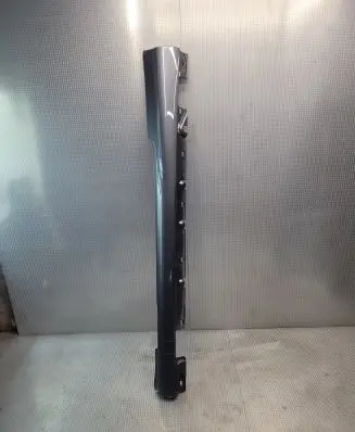 Mercedes-Benz E A207 Sill A2076900940