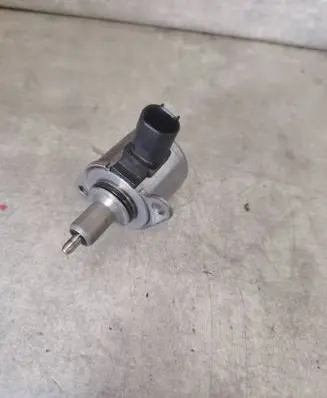 BMW 5 F10 F11 Hydraulic servotronic pressure valve 7882340118