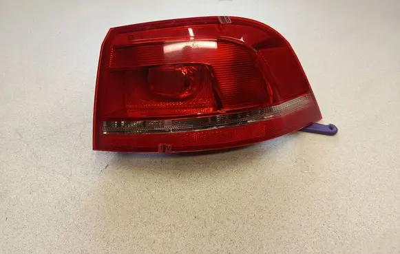 Volkswagen PASSAT B7 Rear/tail lights 3AF945096C E12990 605002
