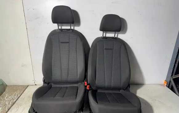 Audi A4 S4 B9 Seat set 8W0885375A