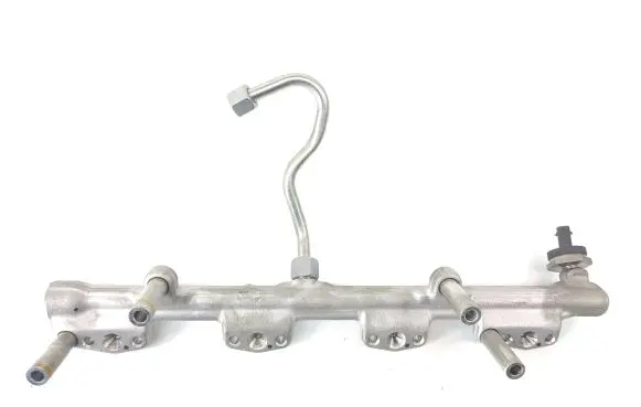 BMW X2 F39 Fuel main line pipe 8665633