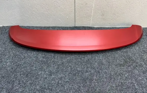 Tailgate/trunk spoiler