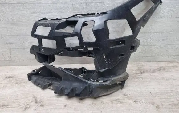 BMW 2 F44 Front bumper mounting bracket 7490065