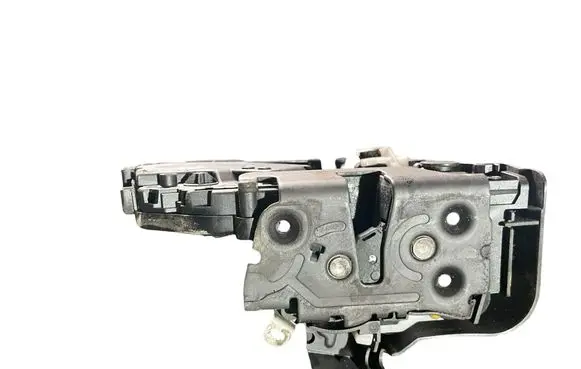 Volvo V70 Front door lock 31253674