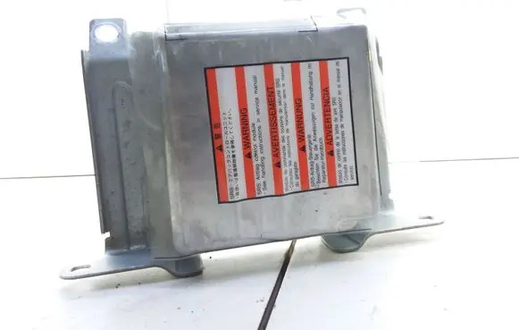 Subaru Impreza II Airbag control unit/module 1523006130 98221FE100