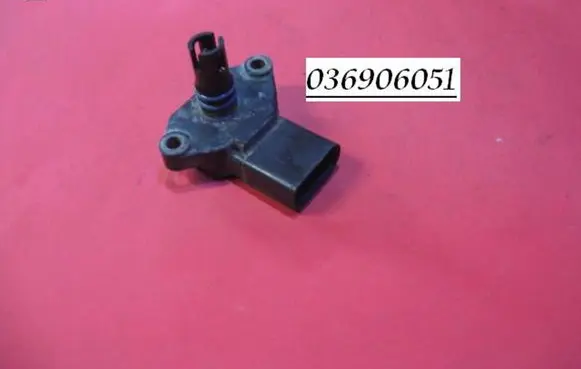 Audi A4 S4 B5 8D Air pressure sensor 036906051