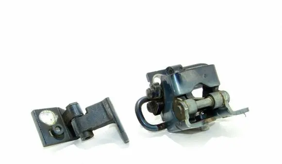 Volkswagen Golf V Rear door hinge set 1K4833411Q