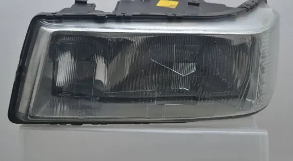 Audi V8 Headlight/headlamp 1305235129