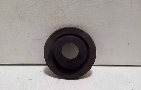 Audi TT TTS Mk2 Rear coil spring rubber mount 1K0512149B
