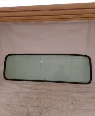 Iveco Daily 4th gen Rear windscreen/windshield window 43R00048 AS2M68
