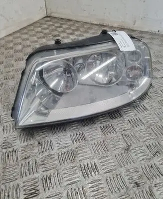 Volkswagen Sharan Headlight/headlamp 0301182201